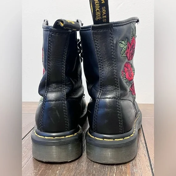 Dr. Martens 1460 Vonda Embroidered Rose Boots Womens size 6 - Picture 8 of 11